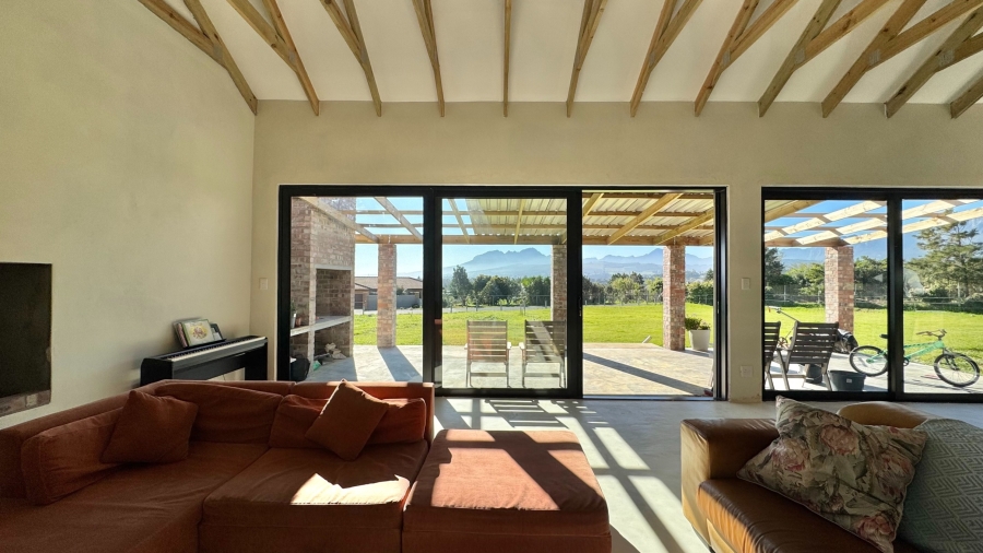 3 Bedroom Property for Sale in Firlands Western Cape